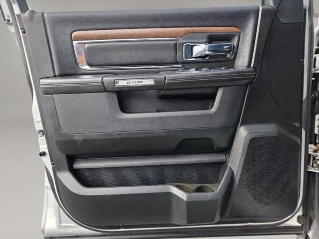 2017 Ram 1500 Laramie Crew Cab 4x4 57 Box