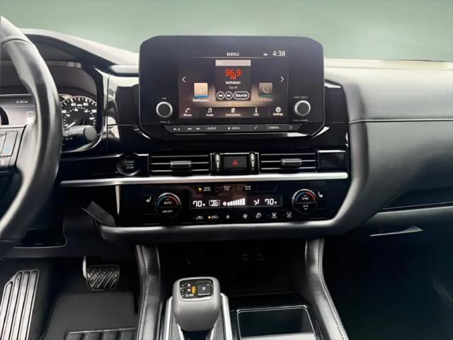 2025 Nissan Pathfinder SV 4WD