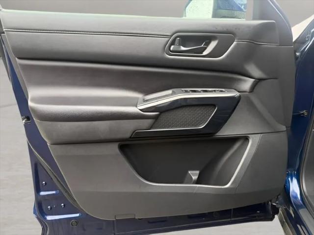 2025 Nissan Pathfinder SV 4WD