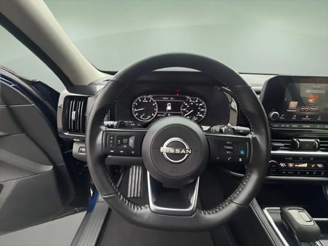 2025 Nissan Pathfinder SV 4WD