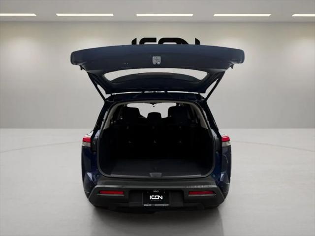 2025 Nissan Pathfinder SV 4WD