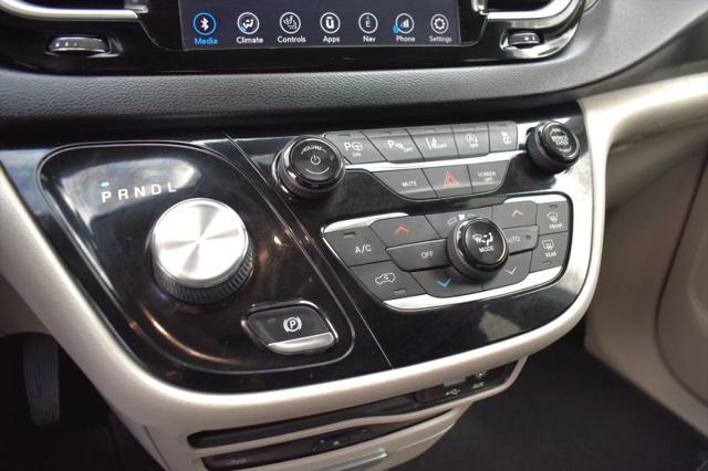 2020 Chrysler Pacifica Touring L Plus