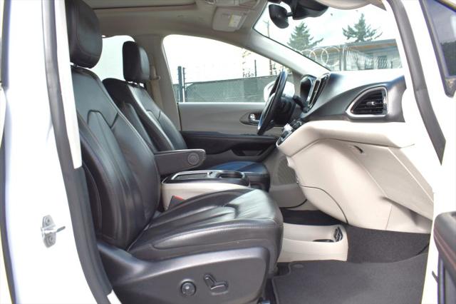 2020 Chrysler Pacifica Touring L Plus