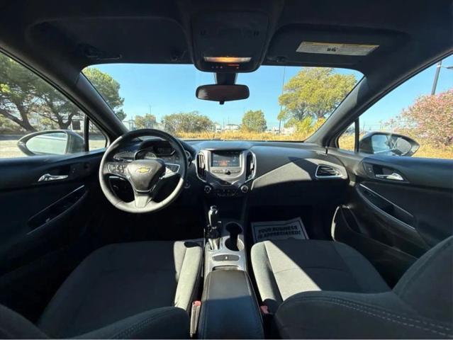 2017 Chevrolet Cruze LT Auto