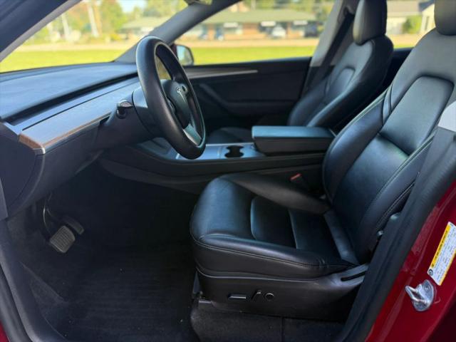 2023 Tesla Model Y Base