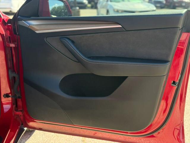 2023 Tesla Model Y Base