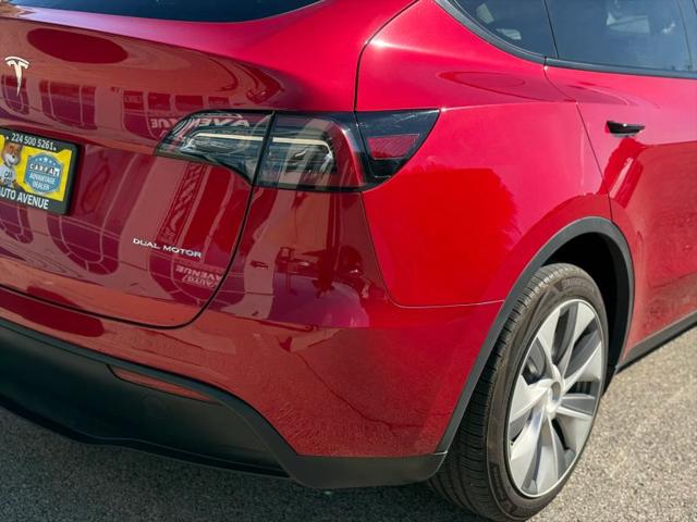 2023 Tesla Model Y Base