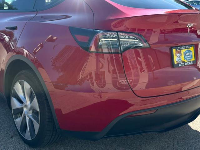2023 Tesla Model Y Base