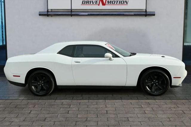 2015 Dodge Challenger SXT