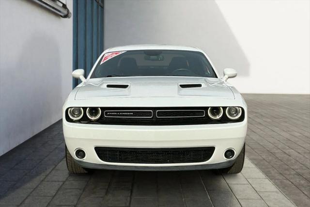2015 Dodge Challenger SXT