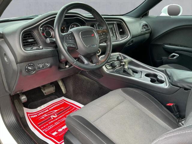 2015 Dodge Challenger SXT
