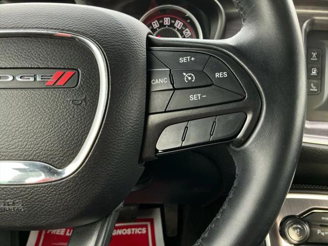2015 Dodge Challenger SXT