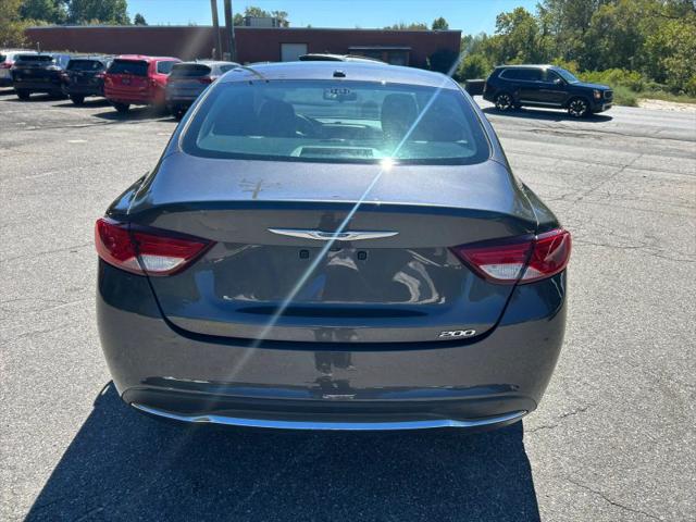 2015 Chrysler 200 Limited