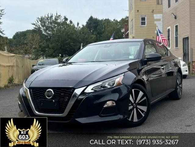 2022 Nissan Altima SV FWD for sale in Irvington, NJ