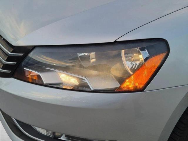 2015 Volkswagen Passat 1.8T SEL Premium
