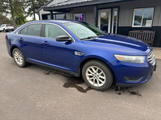 2014 Ford Taurus SE for sale in Rush City, MN