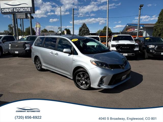2019 Toyota Sienna SE Premium for sale in Englewood, CO
