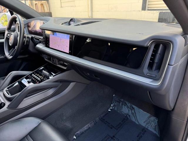 2024 Porsche Cayenne S