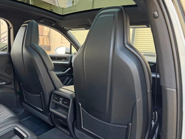 2024 Porsche Cayenne S