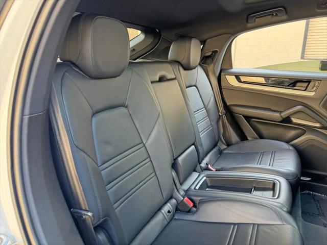 2024 Porsche Cayenne S