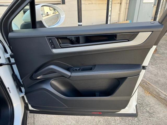 2024 Porsche Cayenne S