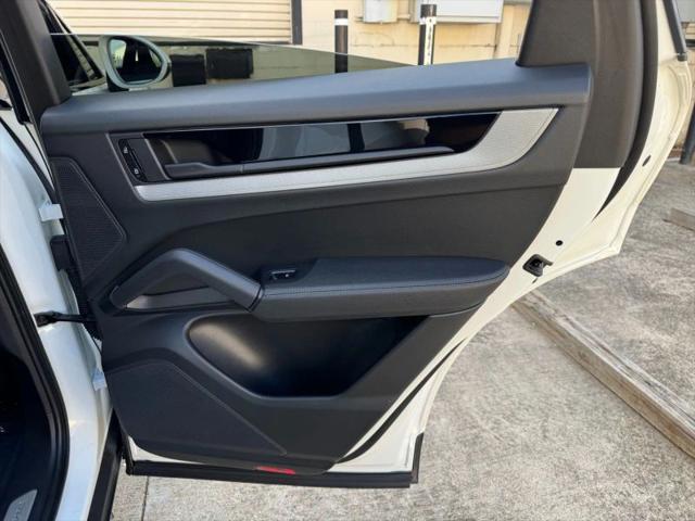 2024 Porsche Cayenne S