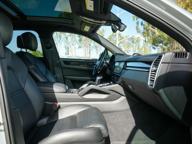 2020 Porsche Cayenne Base