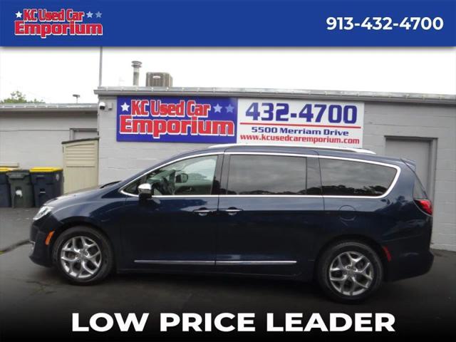 2018 Chrysler Pacifica Limited for sale in Merriam, KS