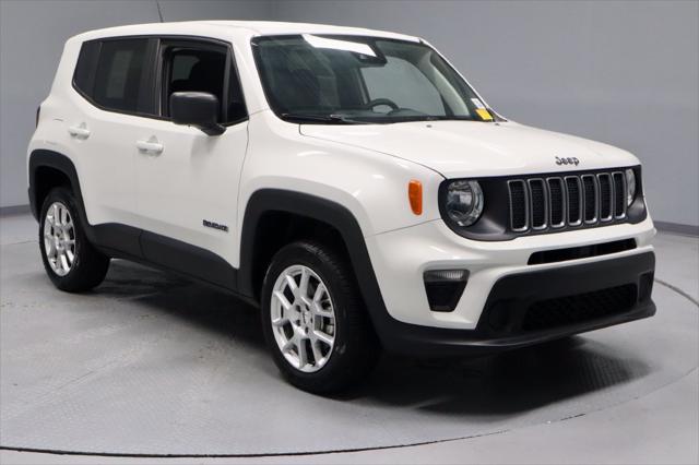 2023 Jeep Renegade Latitude 4x4 for sale in Groveport, OH