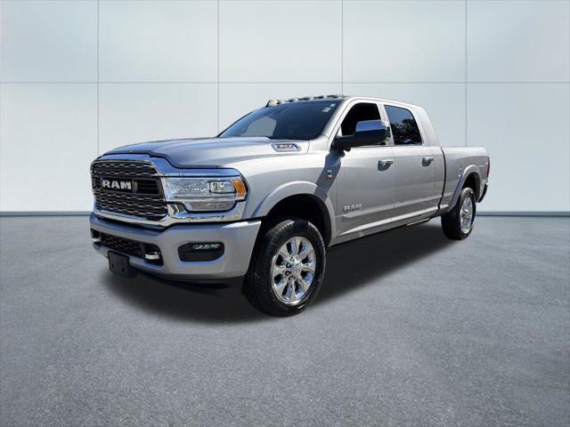 2022 RAM 3500 Limited Mega Cab 4x4 64 Box 2022 RAM 3500 Limited Mega Cab 4x4 64 Box