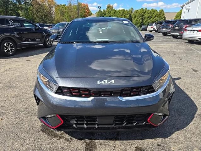 2024 Kia Forte GT-Line 2024 Kia Forte GT-Line