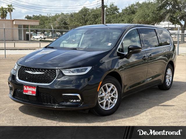 2024 Chrysler Pacifica Touring L for sale in Houston, TX