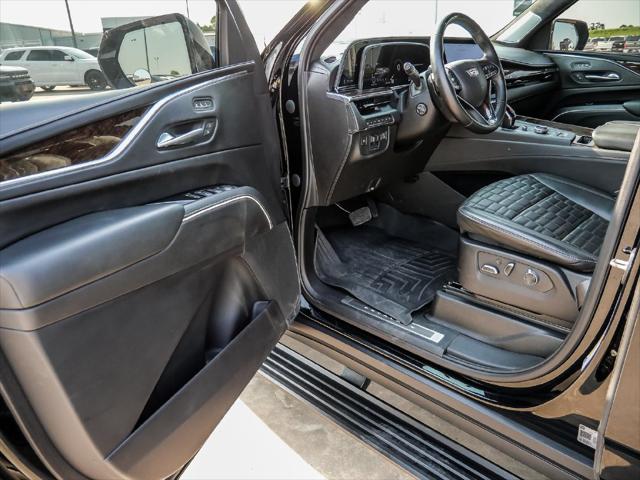 2023 Cadillac Escalade 4WD Premium Luxury Platinum