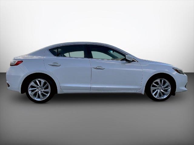 2017 Acura ILX Base