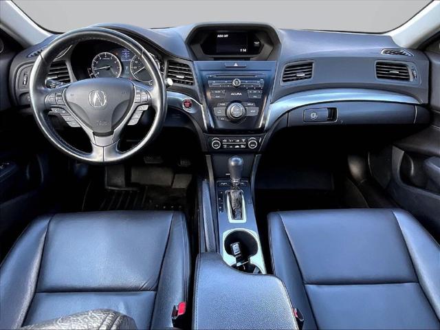 2017 Acura ILX Base