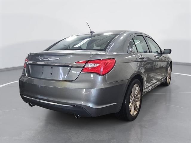 2011 Chrysler 200 Touring