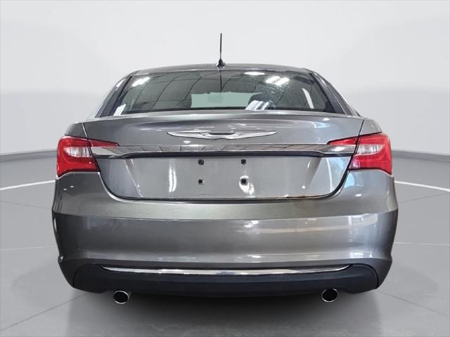 2011 Chrysler 200 Touring
