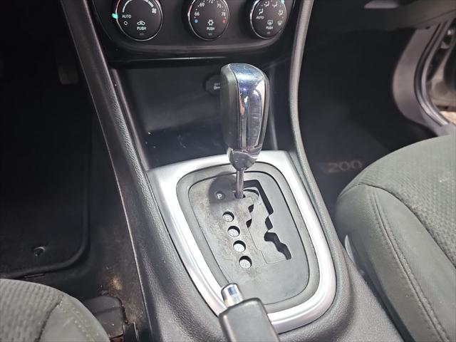 2011 Chrysler 200 Touring