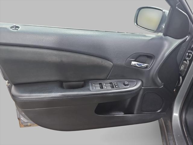 2011 Chrysler 200 Touring
