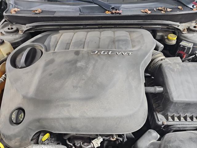 2011 Chrysler 200 Touring