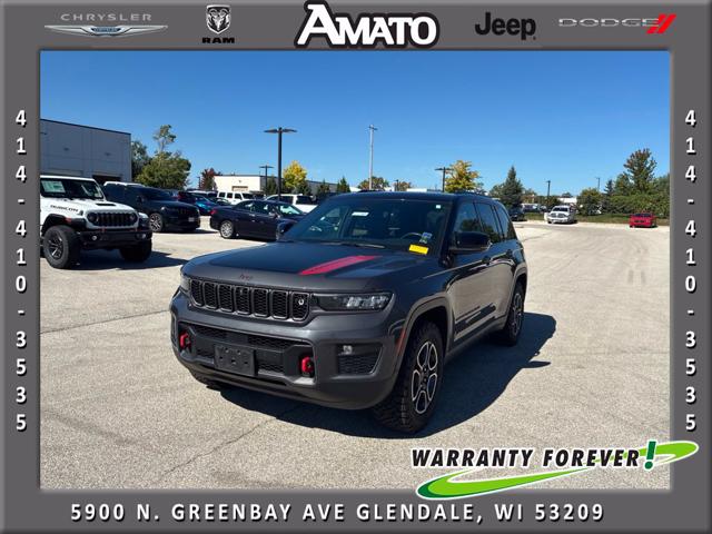 2022 Jeep Grand Cherokee Trailhawk 4x4 for sale in Glendale, WI