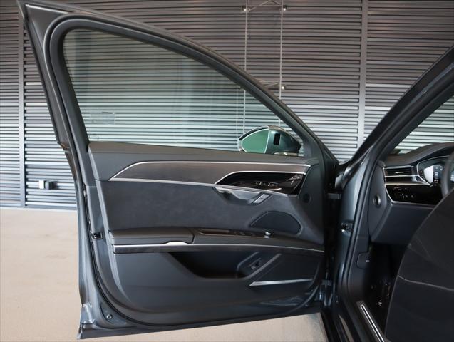 2027 Audi A8 55 TFSI quattro Tiptronic