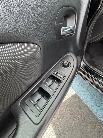 2013 Dodge Avenger SE V6