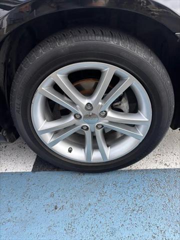 2013 Dodge Avenger SE V6