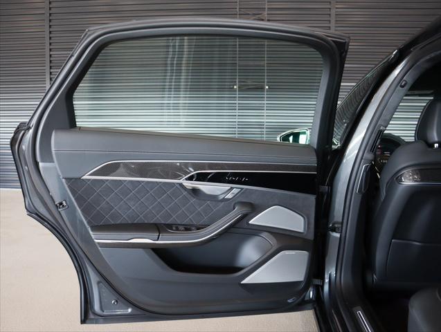 2027 Audi S8 quattro *Ltd Avail*