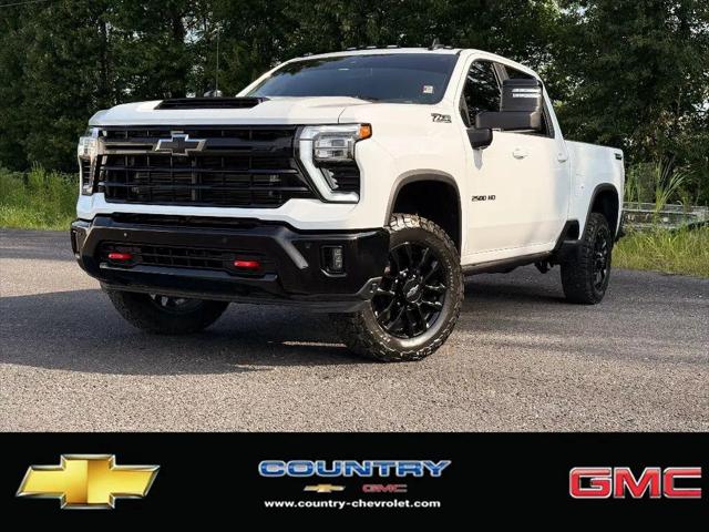 2025 Chevrolet Silverado 2500HD 4WD Crew Cab Standard Bed LT for sale in Benton, KY