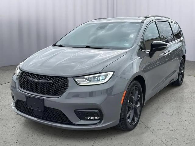 2025 Chrysler Pacifica Limited for sale in Chillicothe, MO