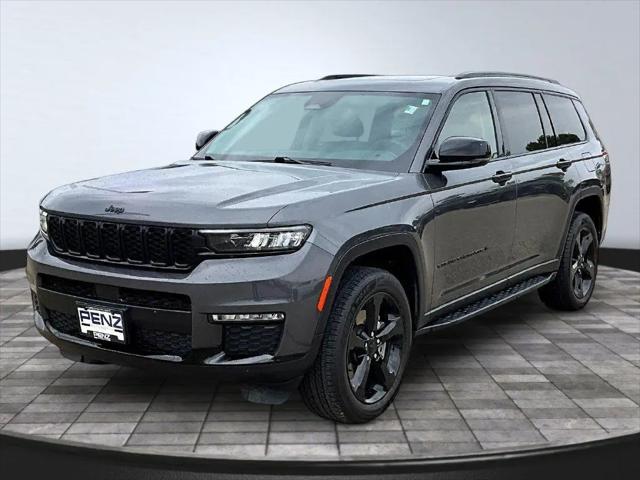 2023 Jeep Grand Cherokee L Limited 4x4 for sale in Rochester, MN