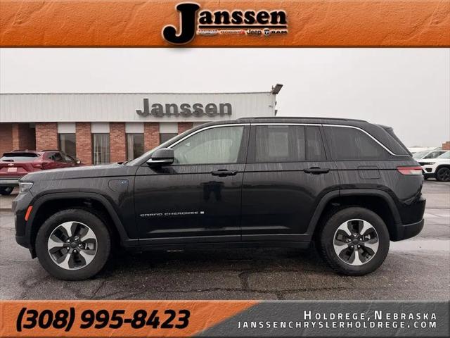 2024 Jeep Grand Cherokee Base for sale in Holdrege, NE