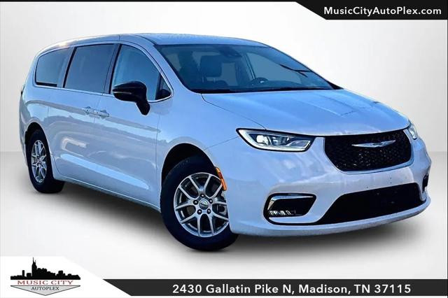 2024 Chrysler Pacifica Touring L for sale in Madison, TN